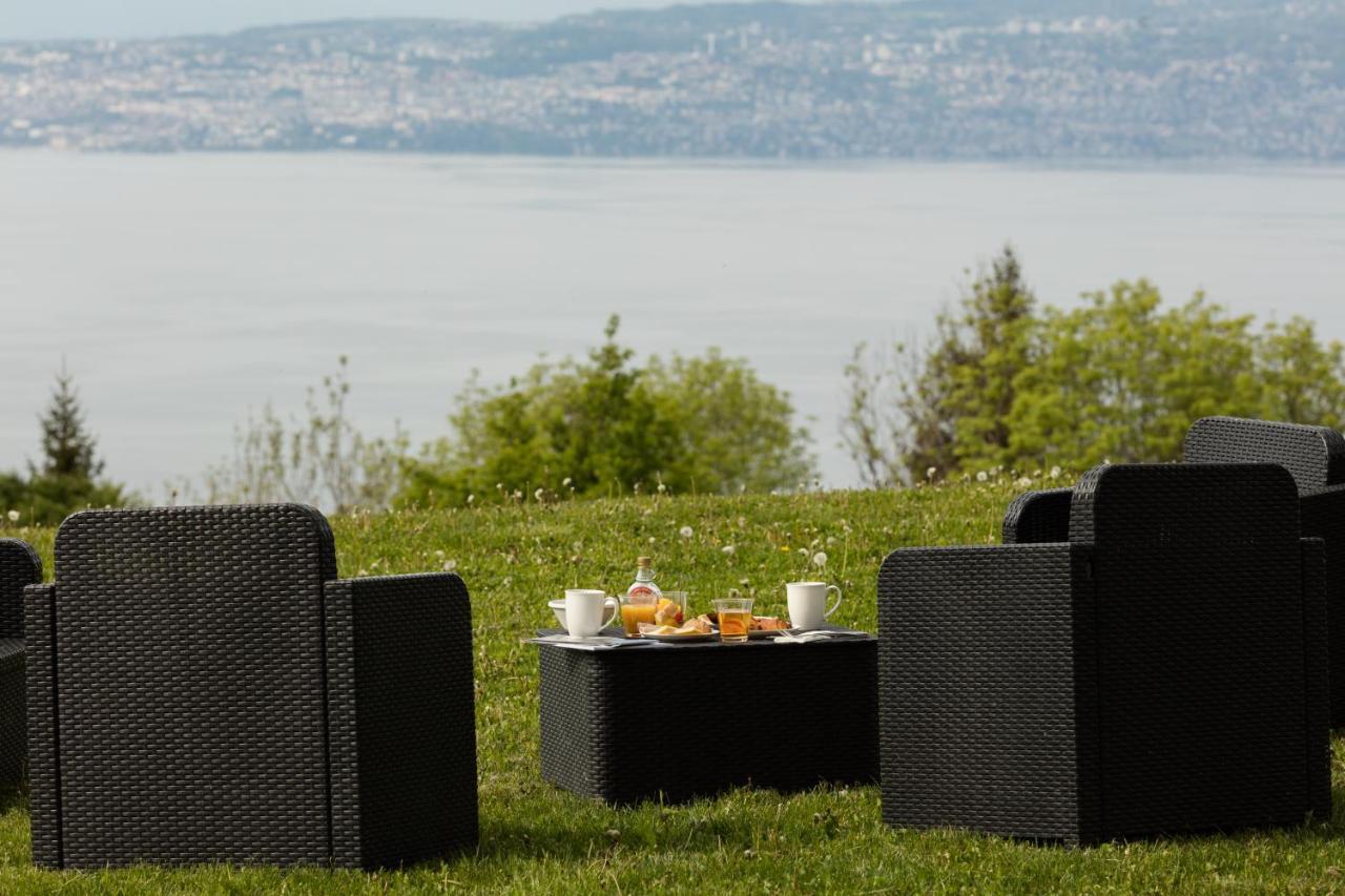 Garden & City Evian - Лугрин Экстерьер фото